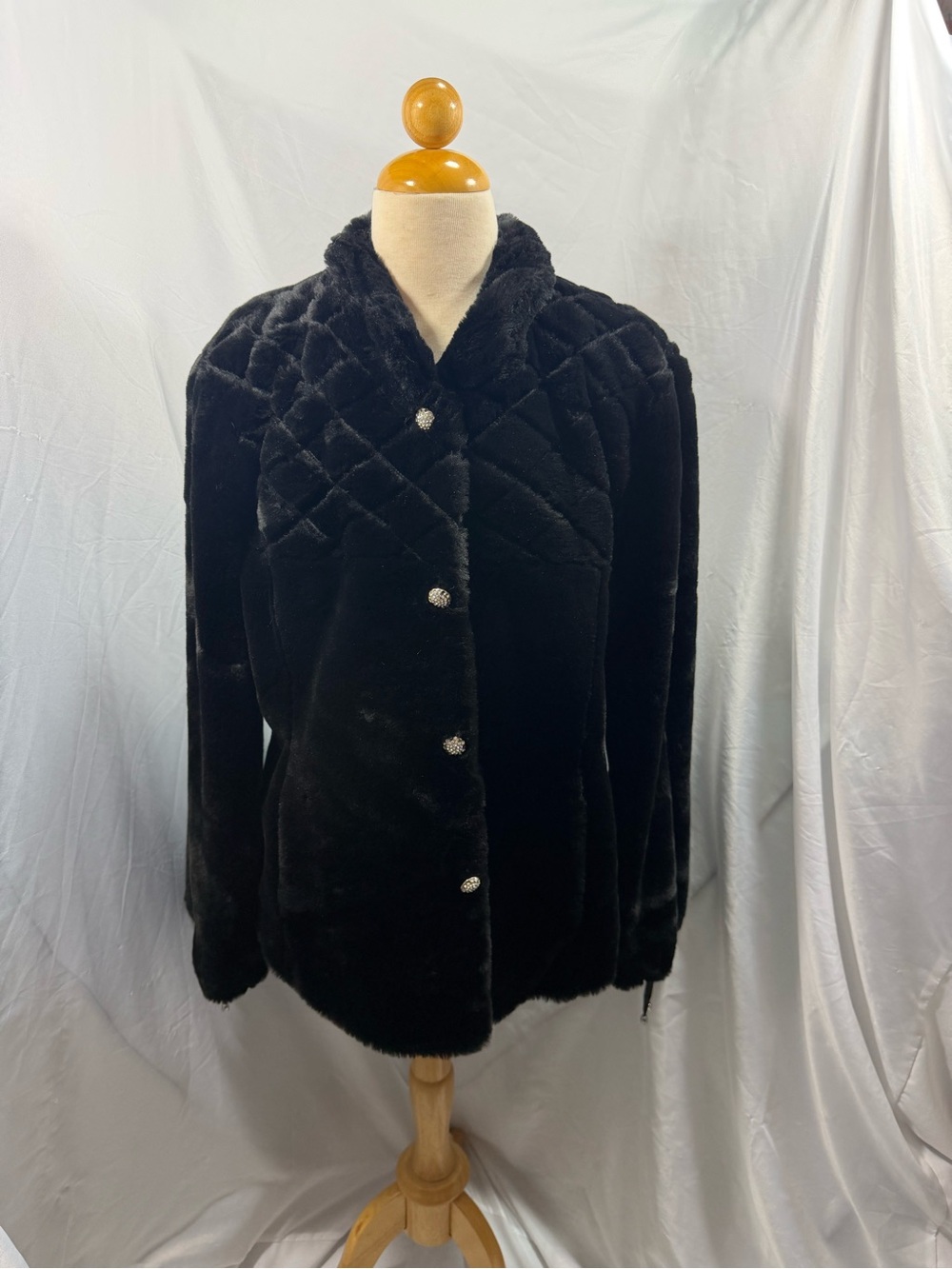 Pamela McCoy Couture Black Faux Fur Quilted-Yoke Jacket